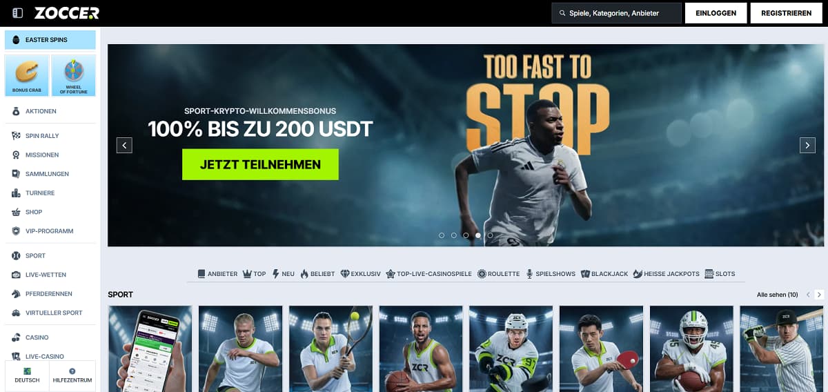 Zoccer Startseite mit Banner, das einen 100 %-Bonus bis zu 300 € auf die erste Einzahlung bewirbt. Seitenleiste umfasst Aktionen, Missionen, Turniere, VIP-Programm sowie Sport- und Casino-Angebote. Darstellung von Sportarten wie Fußball, Tennis, Basketball und Boxen.